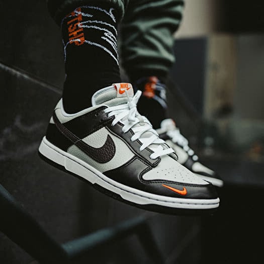 dunk-low-noir-778sfn-1.jpg