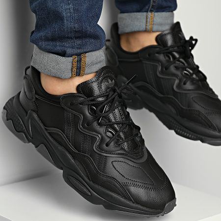 ozweego-noir-571evx-1.jpg